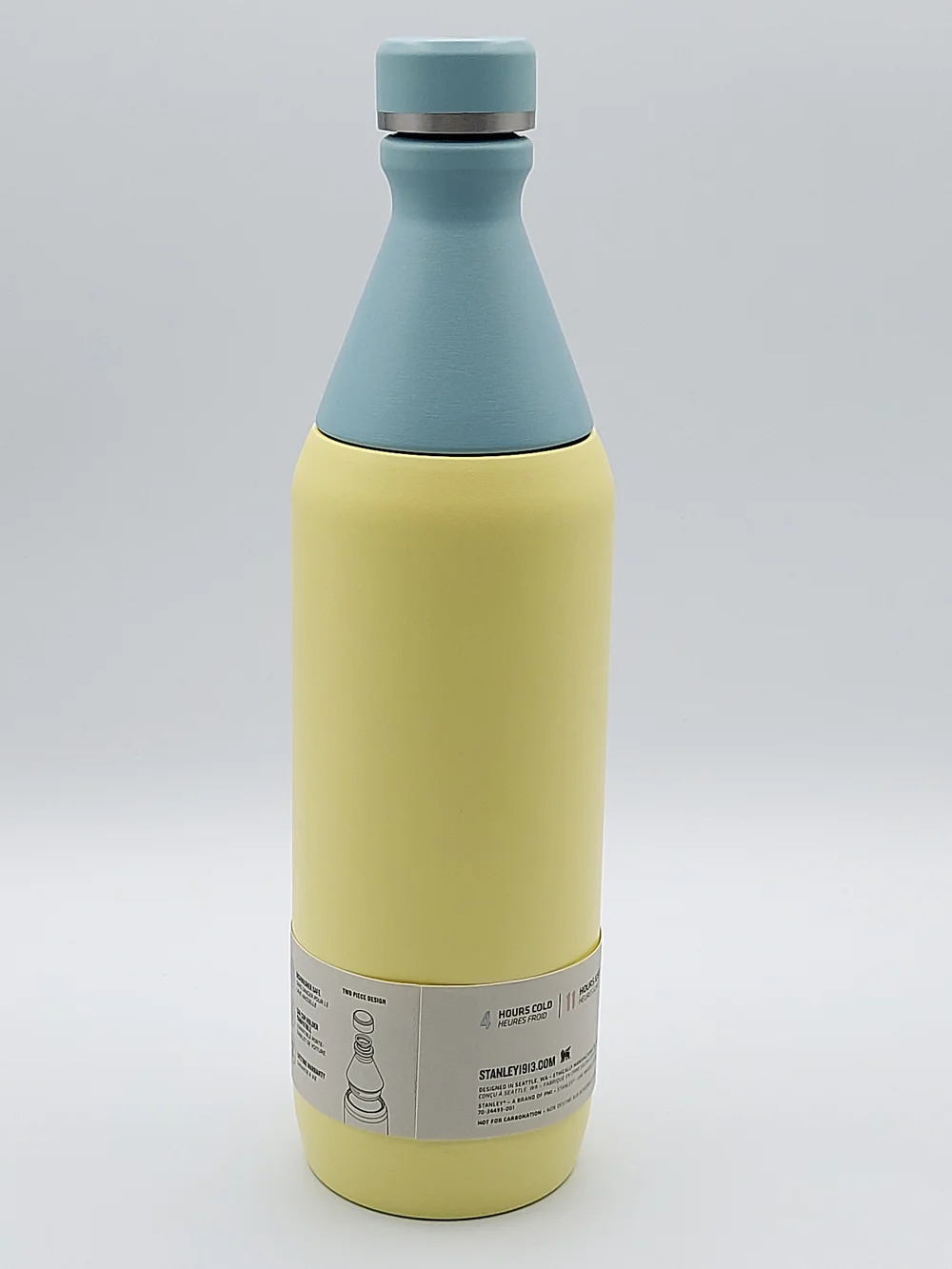 Stanley The All Day Slim Bottle 20oz -Yellow/Mist - Picture 2 of 4
